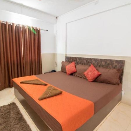 Grg Traveller Hotell Panaji Exteriör bild