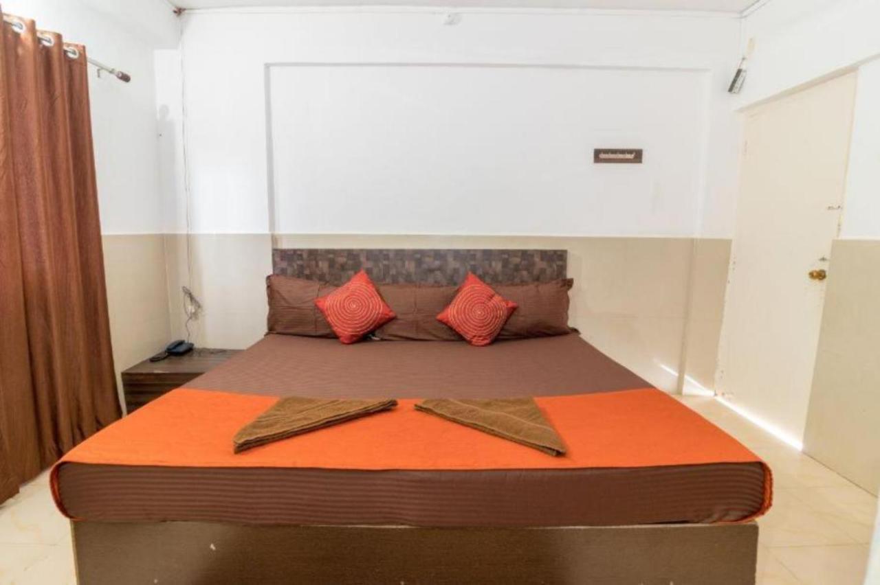 Grg Traveller Hotell Panaji Exteriör bild
