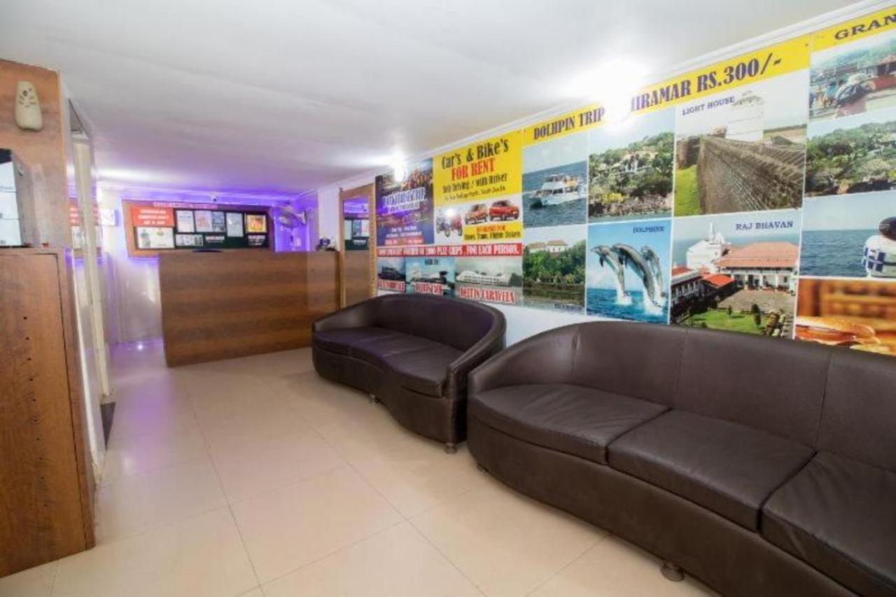 Grg Traveller Hotell Panaji Exteriör bild