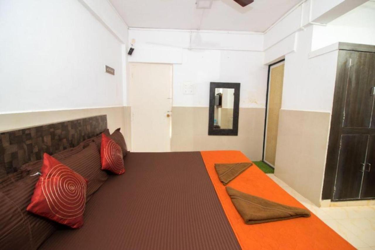 Grg Traveller Hotell Panaji Exteriör bild