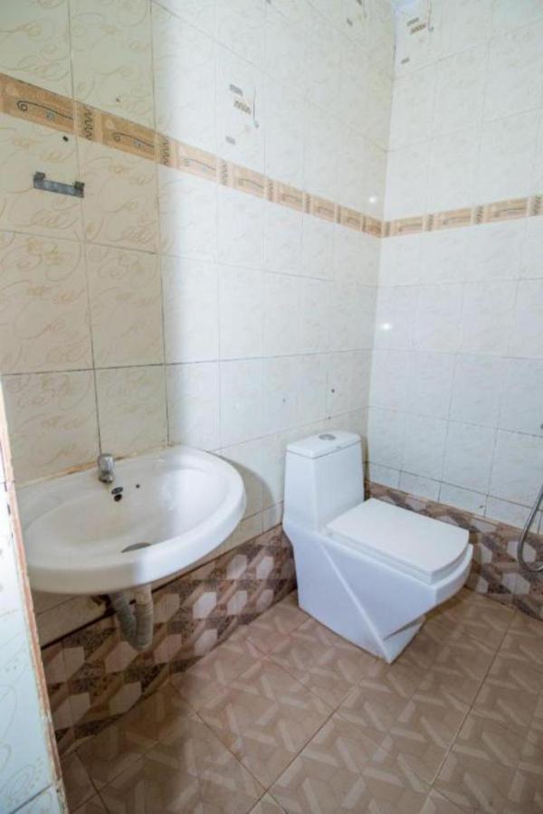 Grg Traveller Hotell Panaji Exteriör bild