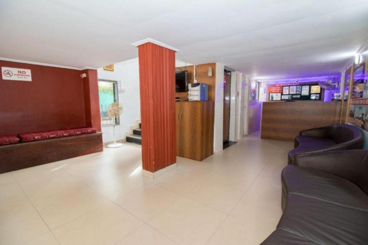 Grg Traveller Hotell Panaji Exteriör bild